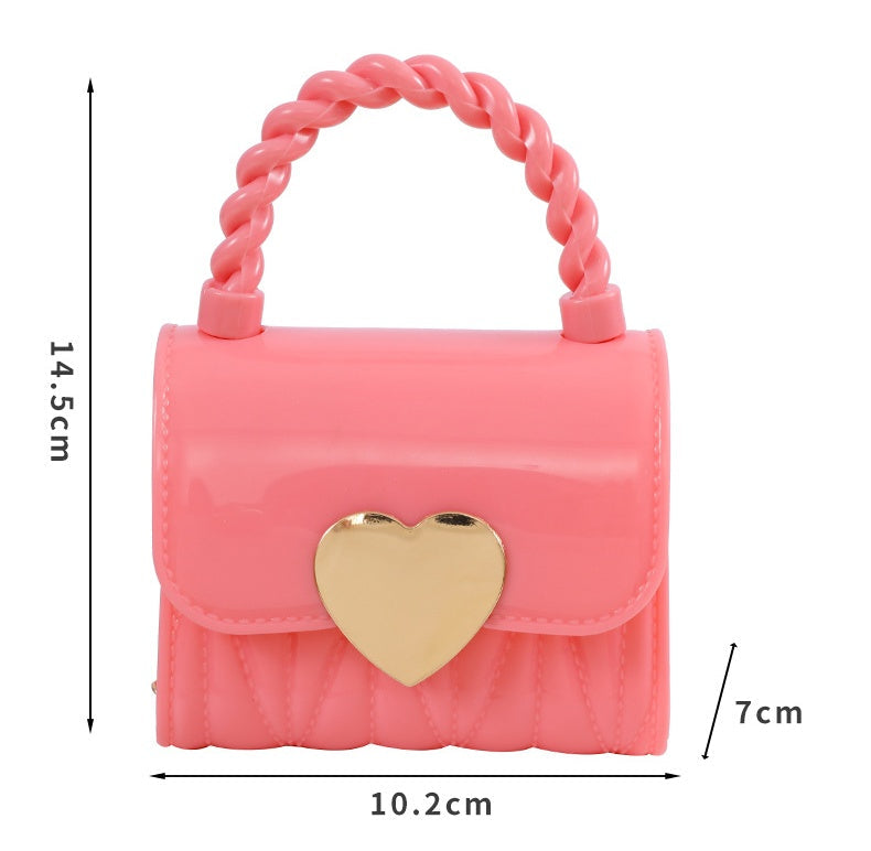 BOUTIQUE PREORDER: The Kinsley Heart Purse 1.6.25