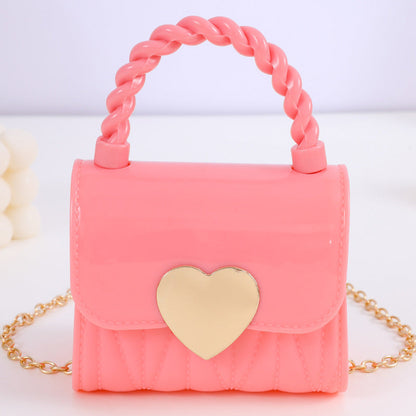 BOUTIQUE PREORDER: The Kinsley Heart Purse 1.6.25